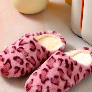 *NEW* Stylish Soft Leopard Slippers